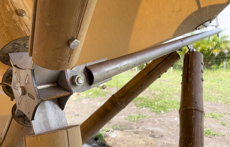 Close up of bamboo steel plate connecting notes